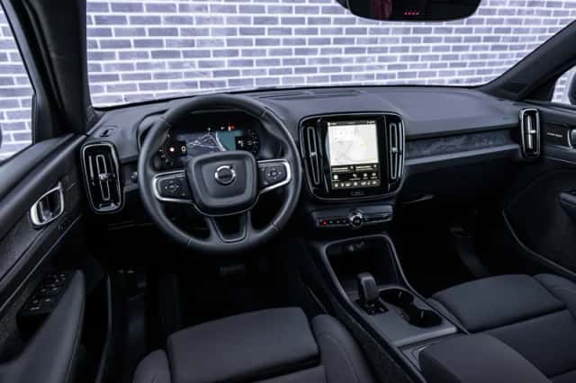 Volvo EX40 (2026) thumbnail 7