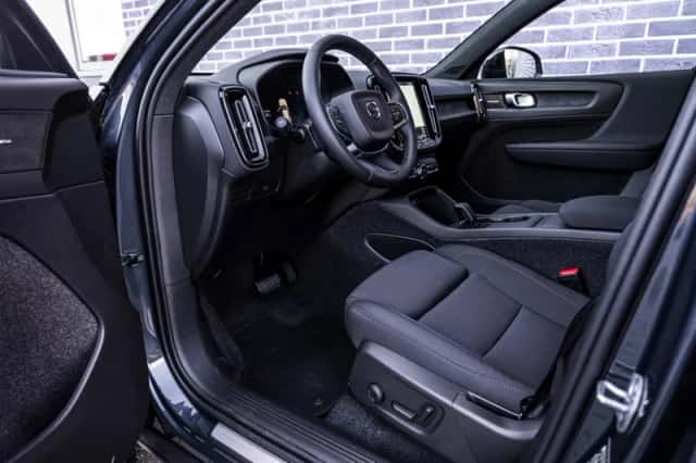Volvo EX40 (2026) thumbnail 8