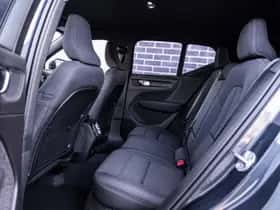 Volvo EX40 thumbnail 10