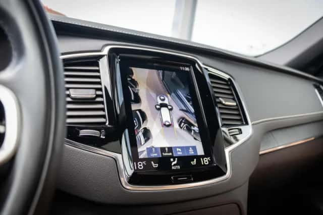 Volvo XC90 (2021) thumbnail 13