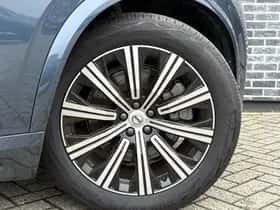 Volvo XC90 thumbnail 27