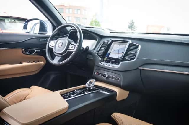 Volvo XC90 (2021) thumbnail 7