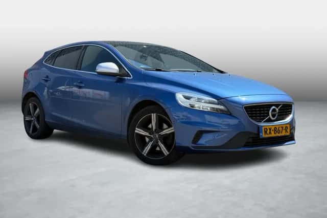 Volvo V40 (2018) thumbnail 3