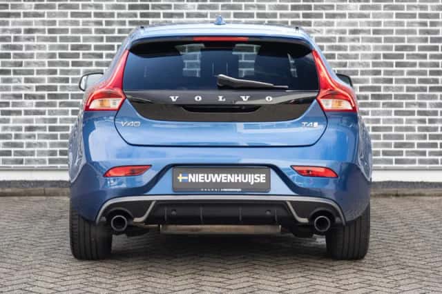 Volvo V40 (2018) thumbnail 6