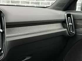 Volvo XC40 thumbnail 13