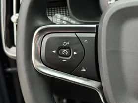 Volvo XC40 thumbnail 18