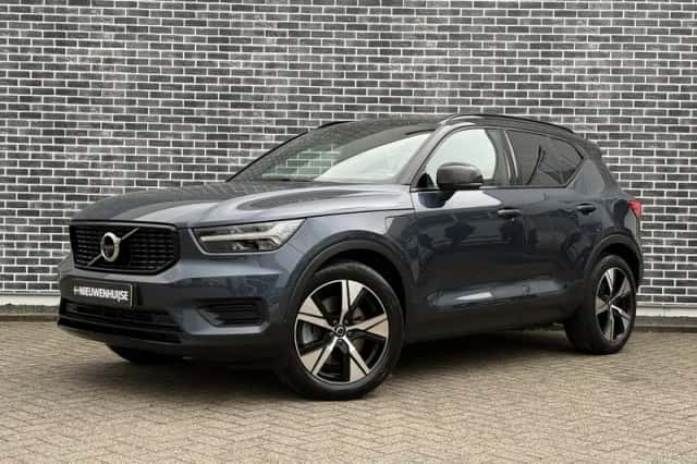 Volvo XC40 (2022) thumbnail 5