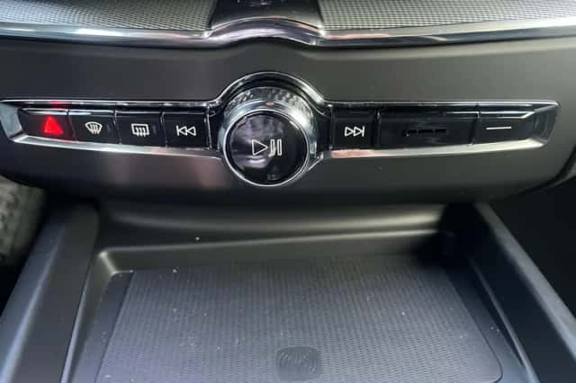Volvo XC60 (2026) thumbnail 8