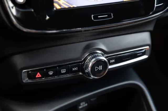 Volvo XC40 (2022) thumbnail 13
