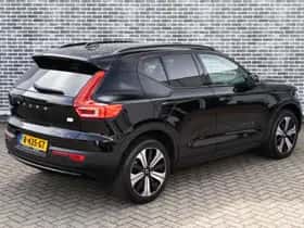 Volvo XC40 thumbnail 4