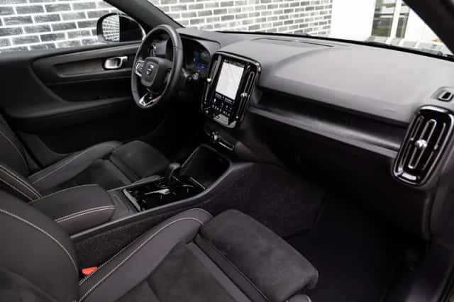 Volvo XC40 (2022) thumbnail 37