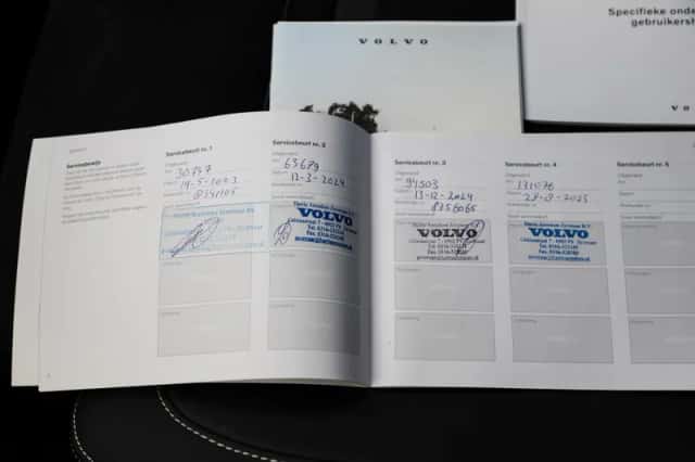 Volvo XC40 (2022) thumbnail 40