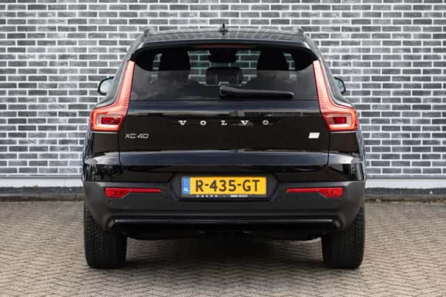 Volvo XC40 (2022) thumbnail 7