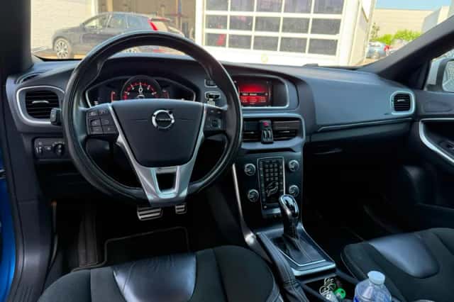 Volvo V40 (2019) thumbnail 5