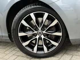 Volvo V40 thumbnail 11