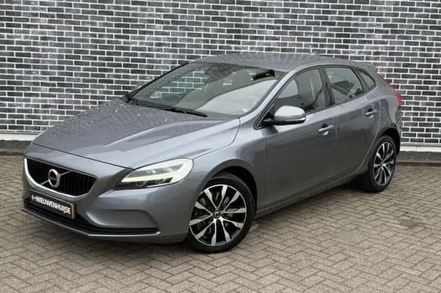 Volvo V40 (2018) thumbnail 17
