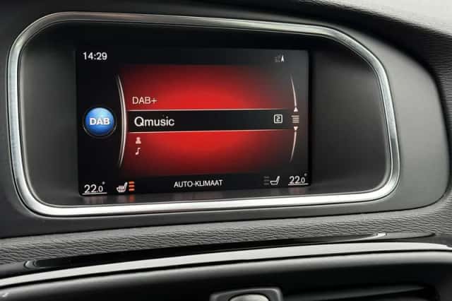 Volvo V40 (2018) thumbnail 19