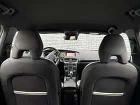 Volvo V40 thumbnail 24