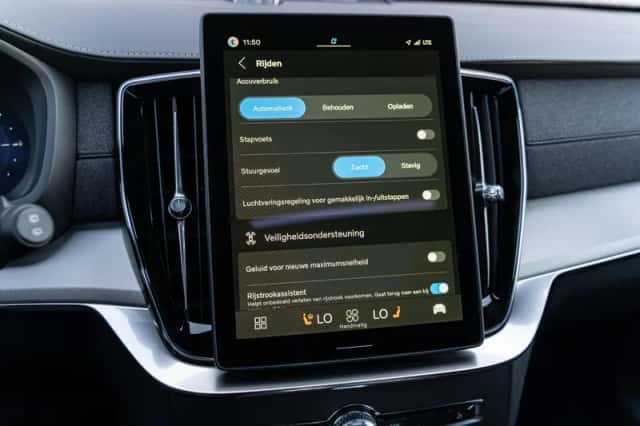 Volvo XC90 (2027) thumbnail 10