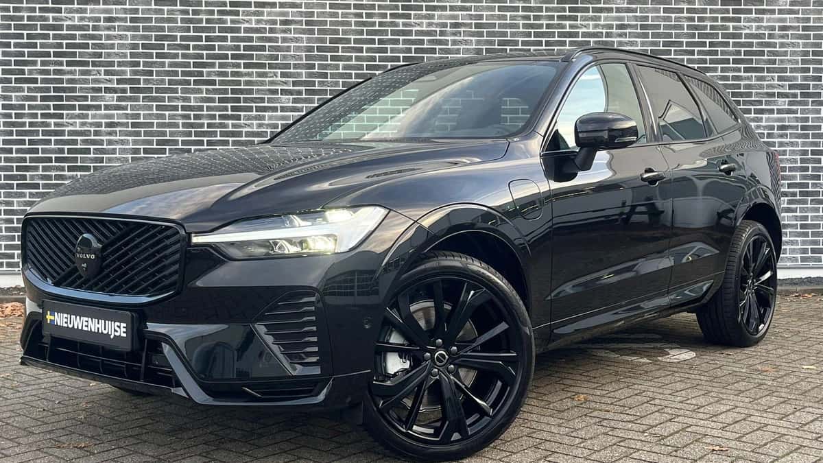 Volvo XC60 — foto 1