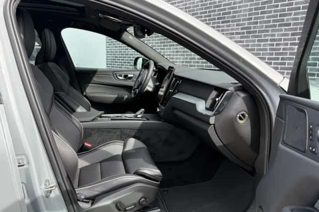 Volvo XC60 (2026) thumbnail 5