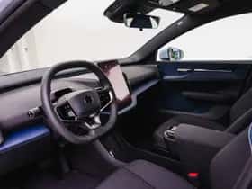 Volvo EX30 thumbnail 5