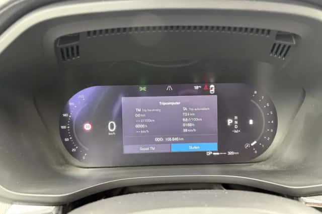 Volvo XC60 (2023) thumbnail 16