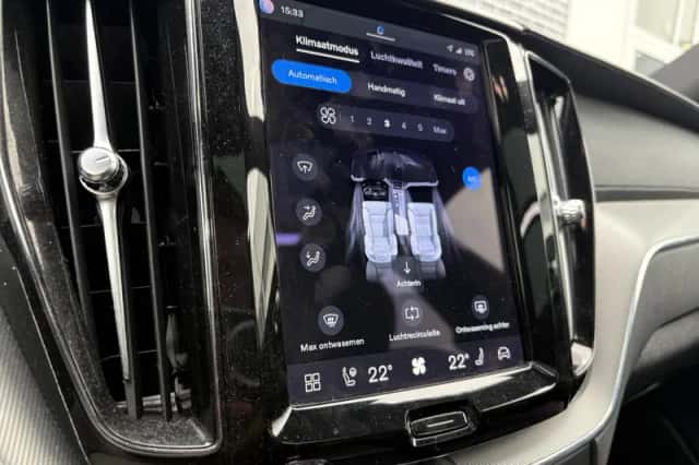 Volvo XC60 (2023) thumbnail 28