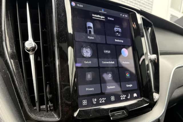 Volvo XC60 (2023) thumbnail 32