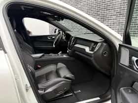 Volvo XC60 thumbnail 10