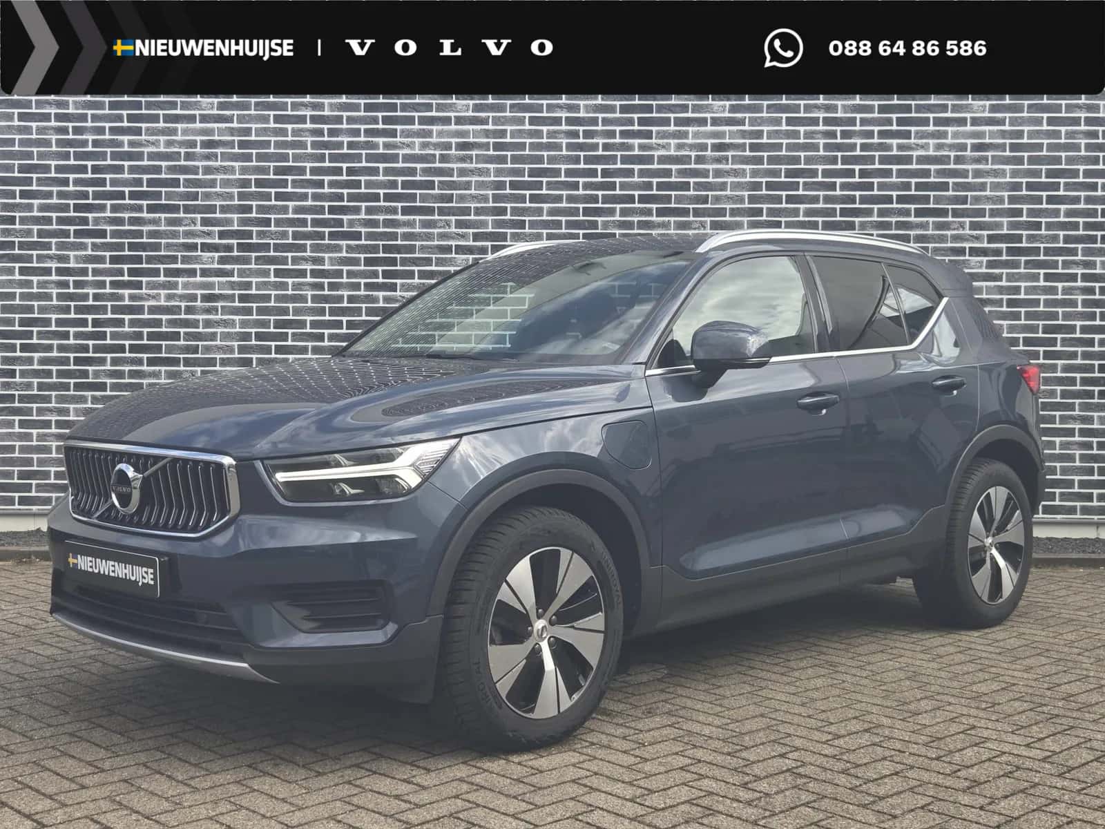 Volvo XC40 (2022) — foto 1