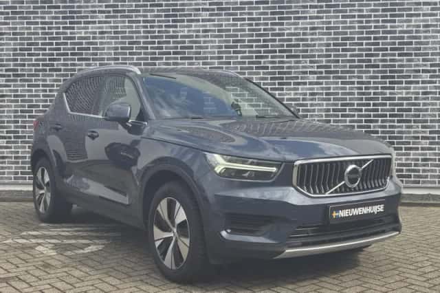 Volvo XC40 (2022) thumbnail 15