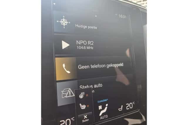 Volvo XC40 (2022) thumbnail 9