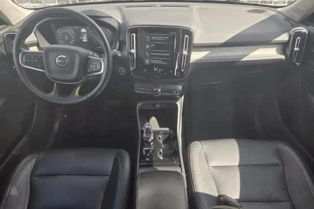 Volvo XC40 (2019) thumbnail 7