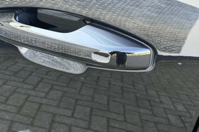 Volvo XC40 (2021) thumbnail 11