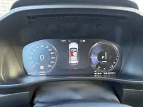 Volvo XC40 thumbnail 14