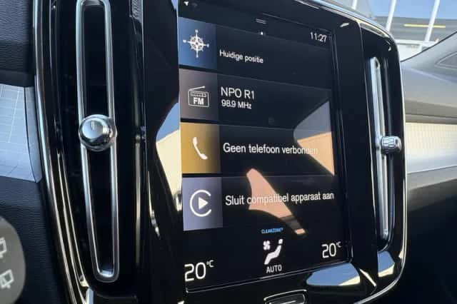 Volvo XC40 (2021) thumbnail 16