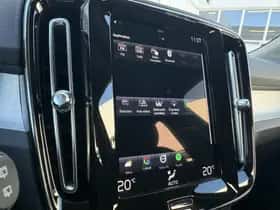 Volvo XC40 thumbnail 18