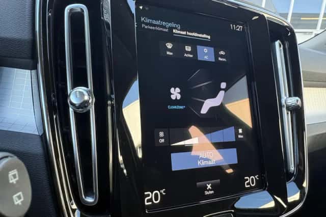 Volvo XC40 (2021) thumbnail 23