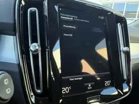 Volvo XC40 thumbnail 23