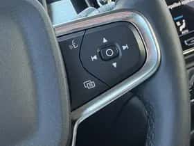 Volvo XC40 thumbnail 25