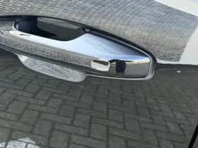 Volvo XC40 thumbnail 10