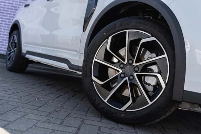 Lynk & Co 01 (2025) thumbnail 13