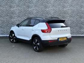 Volvo XC40 thumbnail 2
