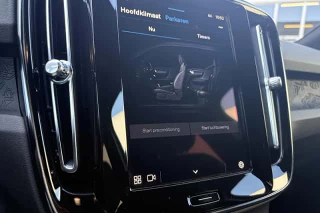 Volvo XC40 (2024) thumbnail 23