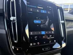 Volvo XC40 thumbnail 23
