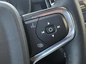 Volvo XC40 thumbnail 24