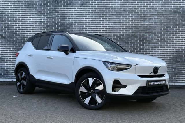 Volvo XC40 (2024) thumbnail 5