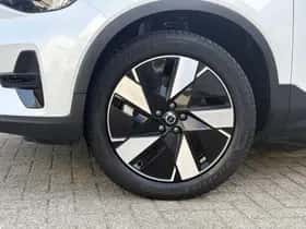 Volvo XC40 thumbnail 6
