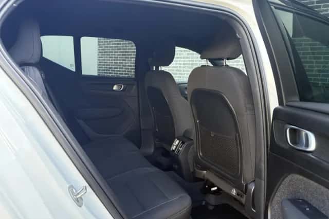 Volvo XC40 (2024) thumbnail 10